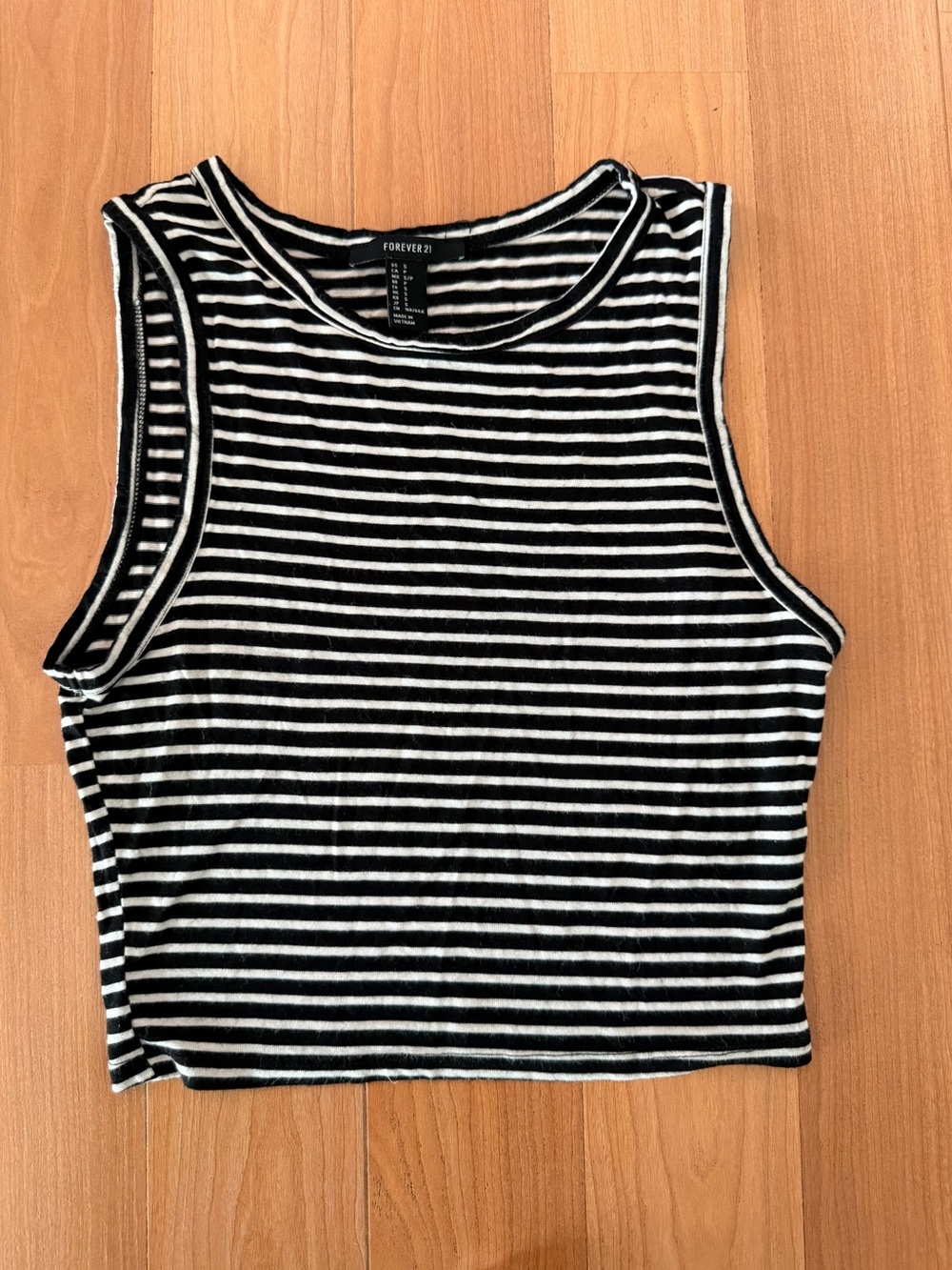 Forever 21 Black and White Striped Sleeveless Crop Tank